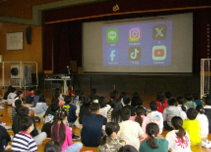 講演会の様子