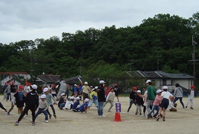 反復横跳びの様子